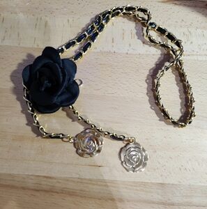 Elegant Black and Gold Floral Belt